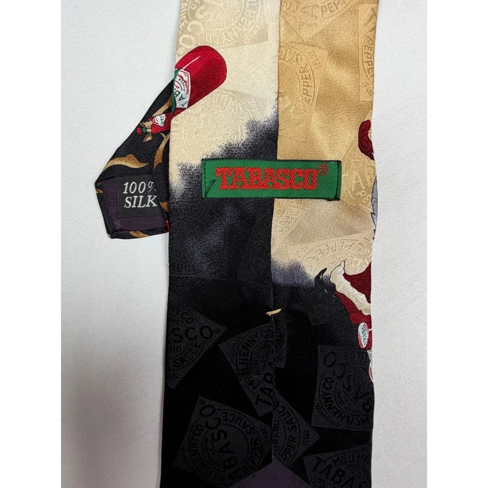 Tabasco Vintage Santa Reindeer Christmas Silk Necktie McIlhenny Co Pepper Sauce